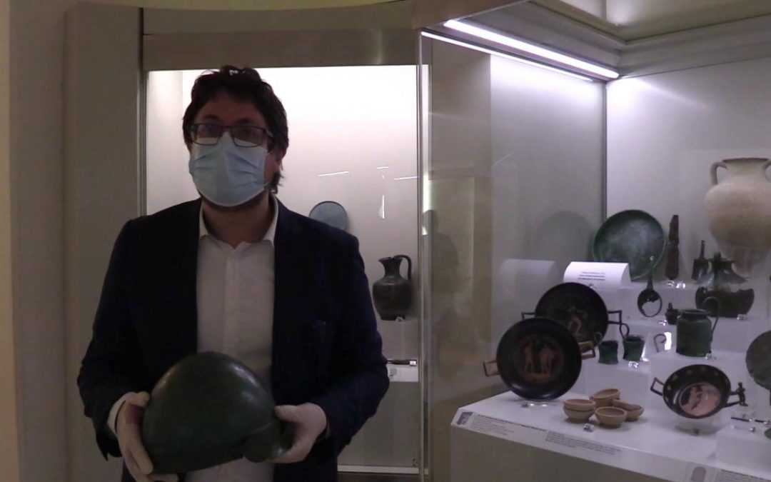 Al museo etrusco di Villa Giulia scoperta incisione su un elmo a 90 anni dal suo ritrovamento