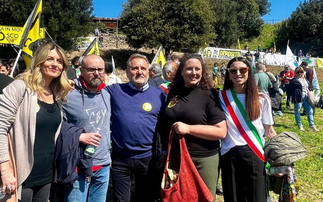 Ambigua l’assenza di rappresentanti del governo regionale e nazionale