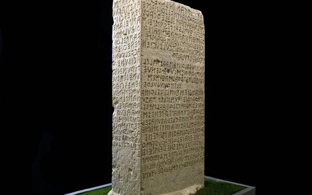 Una favola di Rodari e il Cippo etrusco di Perugia, antichità e letteratura si incontrano