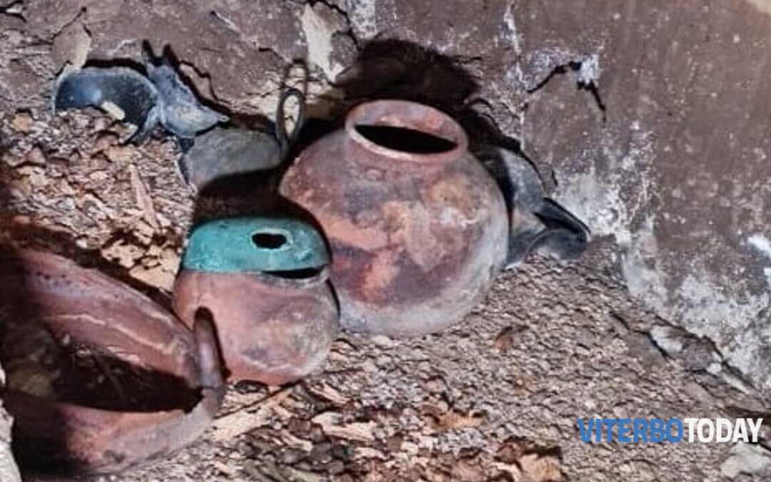 Vulci incanta ancora, restituito un corredo femminile intatto di 2600 anni fa