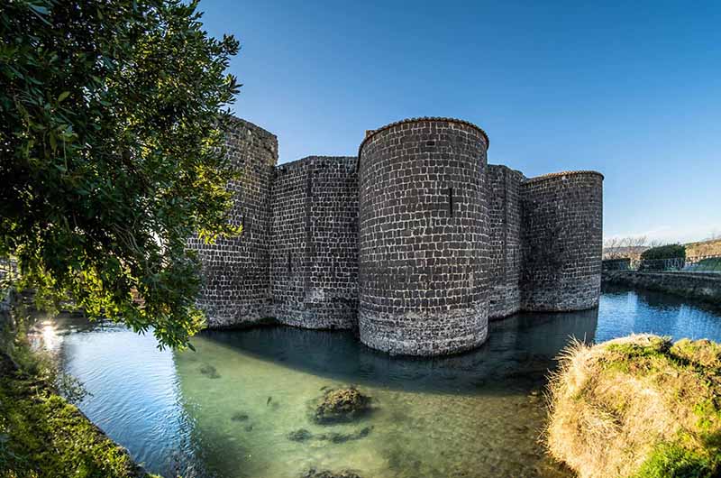 Al Parco di Vulci in visita ai resti della città etrusca e di quella romana – TusciaUp