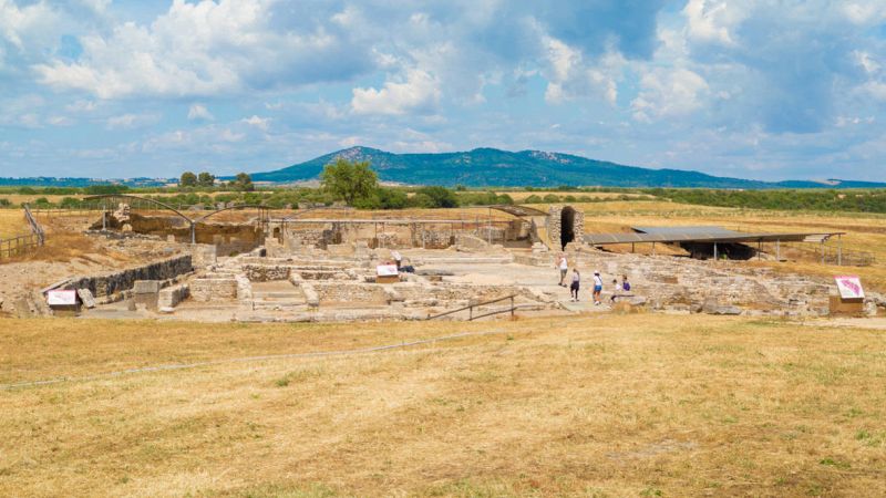 Vulci, scoperta un’urna cineraria di 3000 anni fa