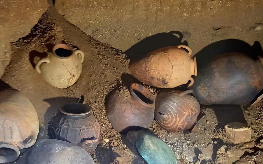 VULCI INCANTA ANCORA | Aperta un’antica tomba etrusca rimasta intatta nei secoli (FOTO)