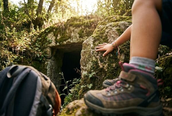 Gita a Vulci con i bambini: tra tombe sotterranee e natura nel cuore della Maremma