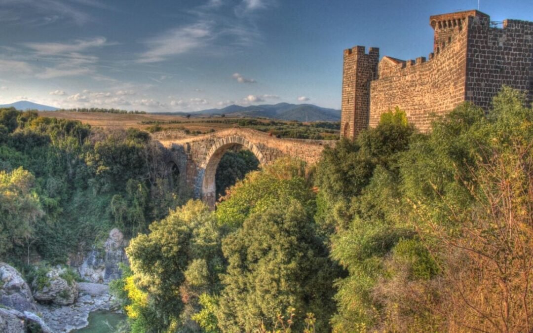 A Vulci si scava per riscoprire l’antico porto etrusco di Regisvilla, tra i più importanti del Mediterraneo